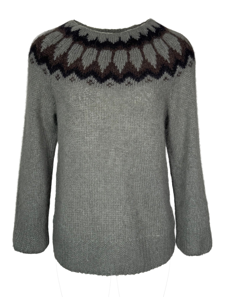 Fell, sweater